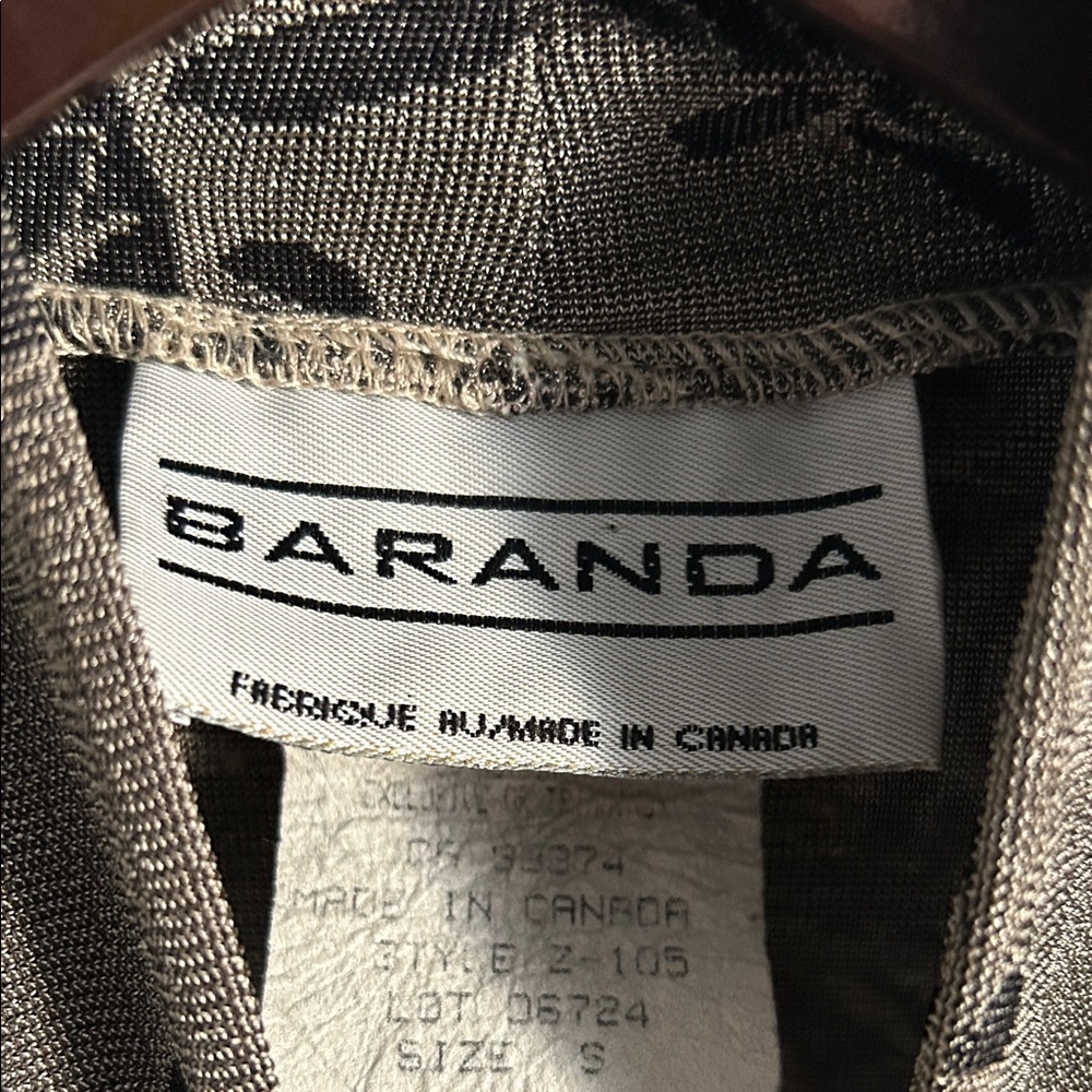 Baranda Vintage Shimmer Floral Sleeveless Mock Neck Top - Picture 6 of 9
